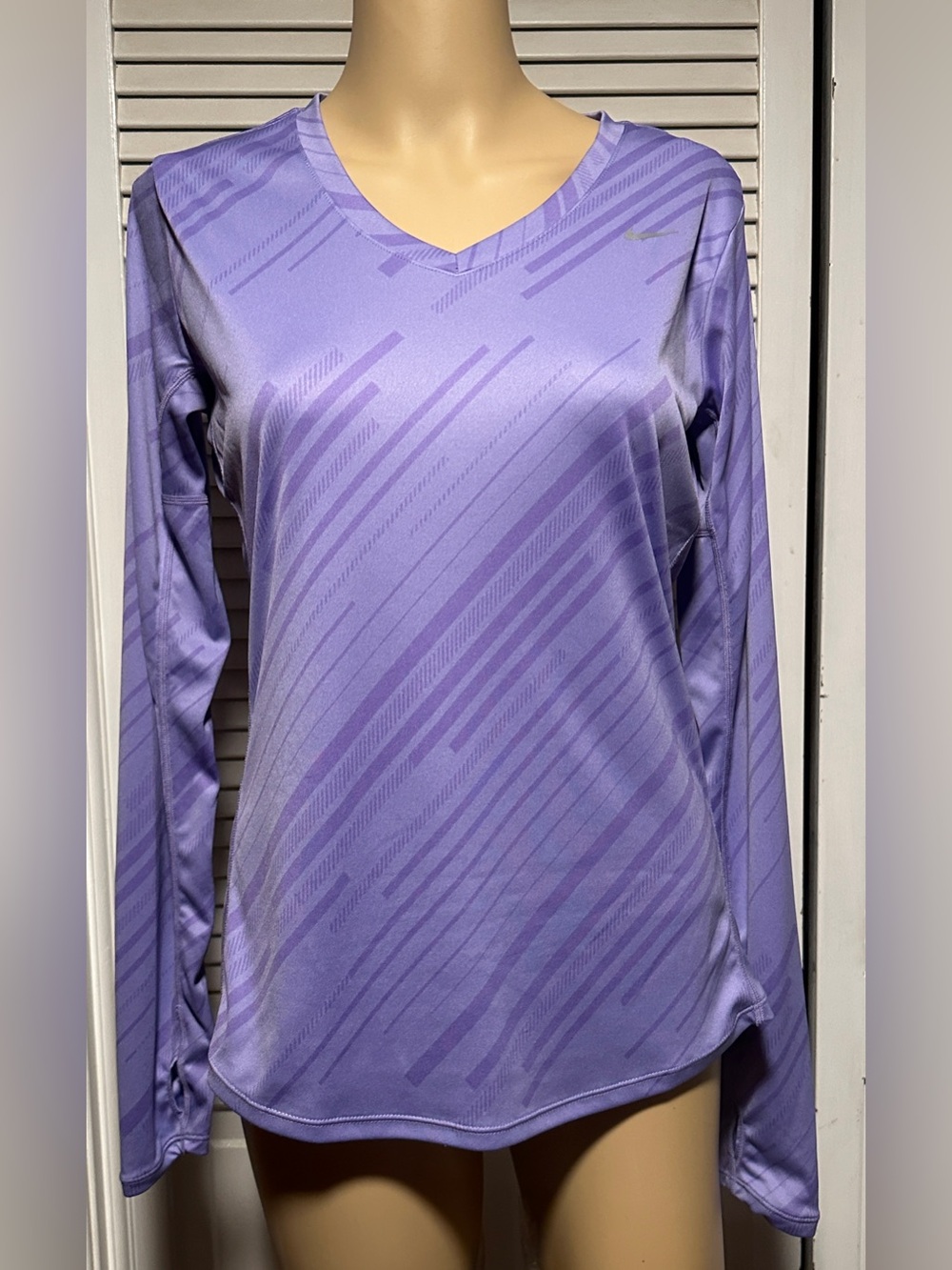 Nike Dri-FIT Performance V-Neck Long-Sleeve Running Top Lavender Women’s M
